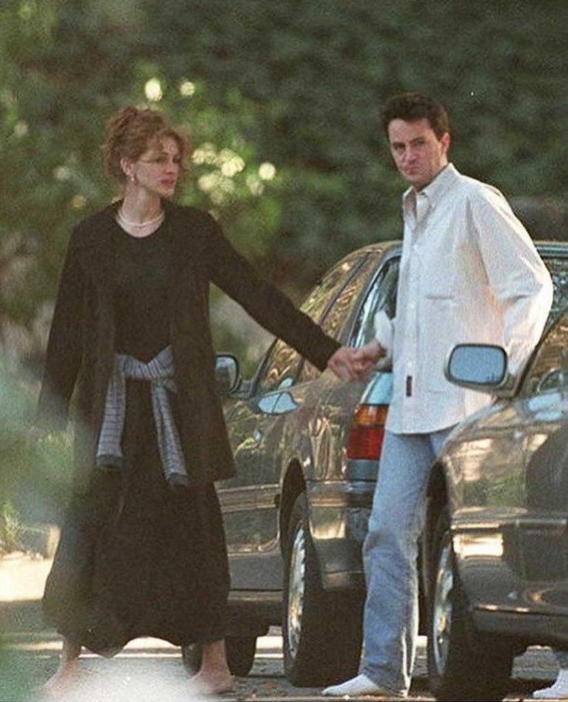 Matthew Perry and Julia Roberts