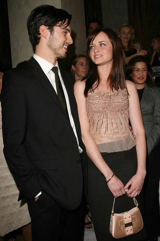 Milo Ventimiglia and Alexis Bledel
