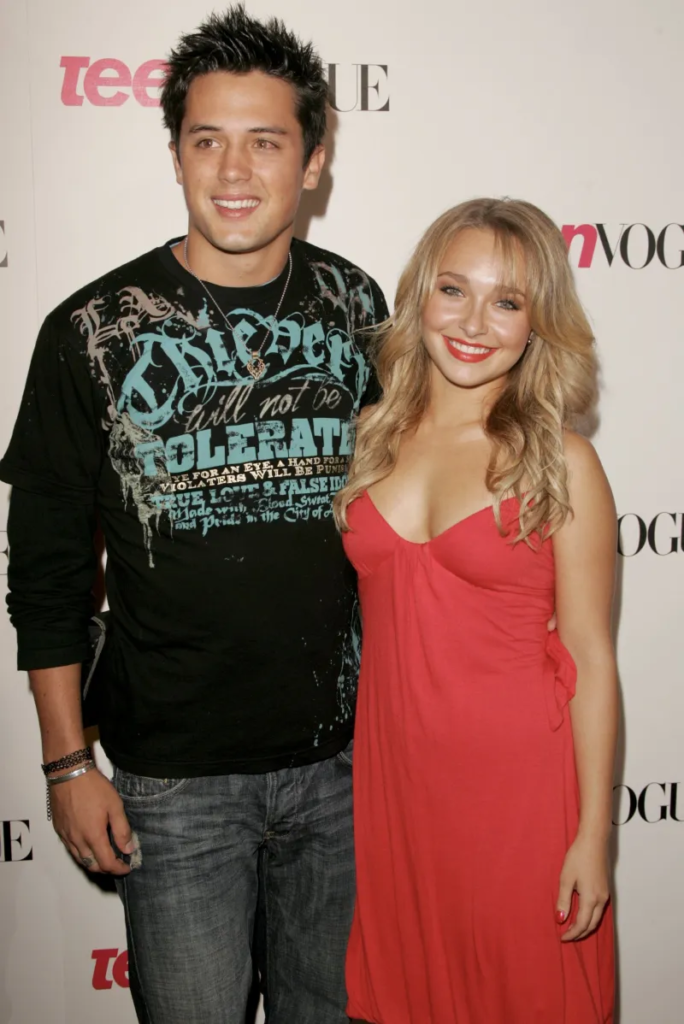 Hayden Panettiere and Stephen Colletti smiling