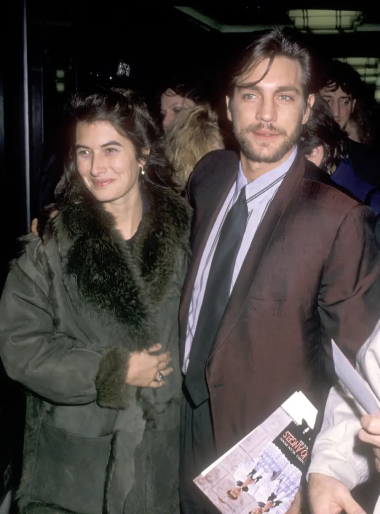 Eric Roberts and Kelly Cunningham