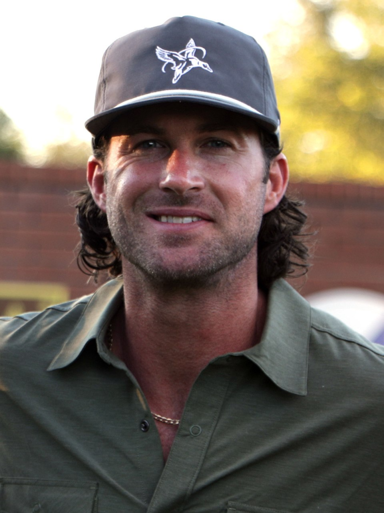 Riley Green smiling