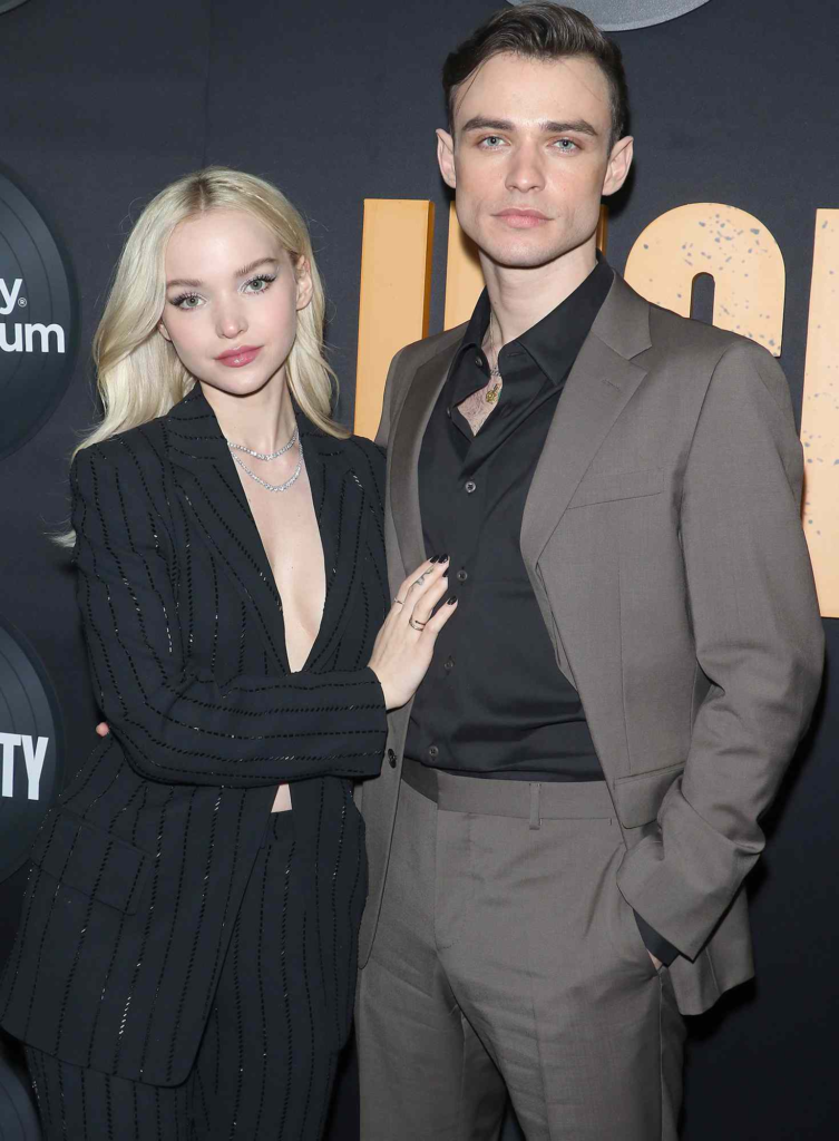 Dove Cameron and Thomas Doherty