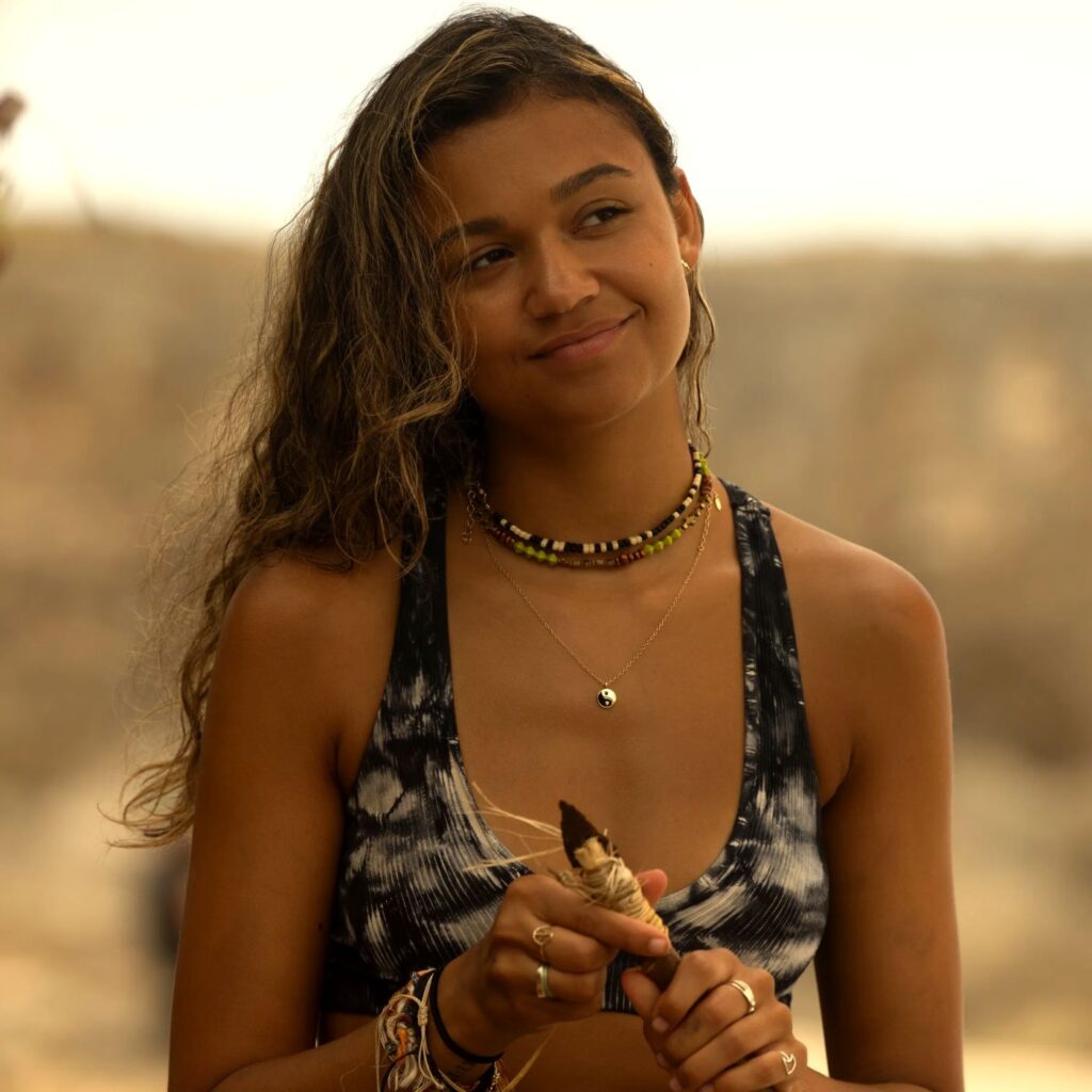 Madison Bailey as Kiara "Kie" Carrera in the Netflix series Outer Banks in the show