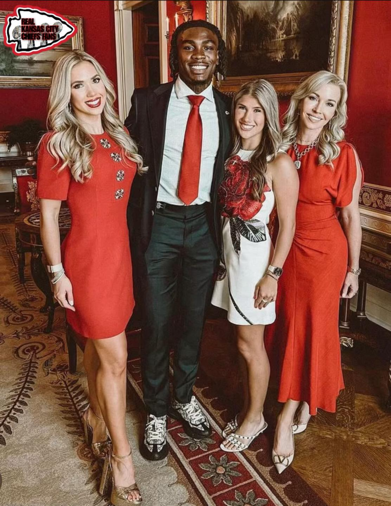 Rashee Rice with the Hunt family, including Tavia Hunt