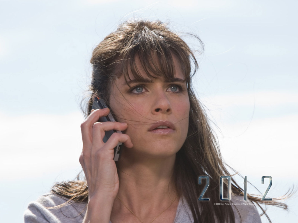 Amanda Peet as the character Kate Curtis in the 2009 film 2012