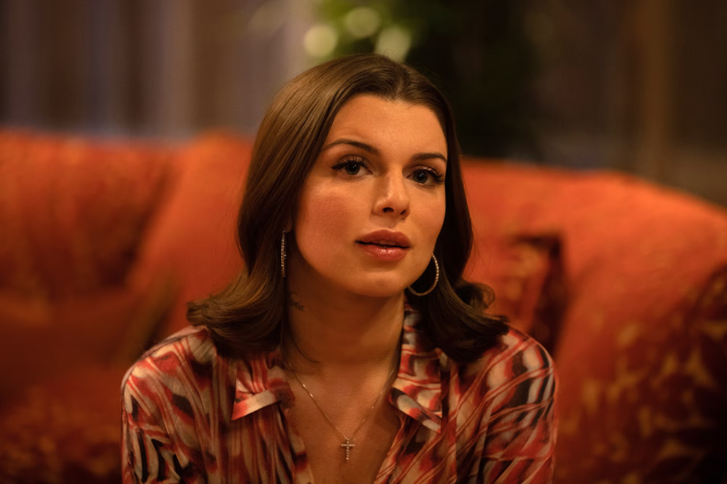 Julia Fox as Julia De Fiore in the 2019 crime thriller film Uncut Gems

