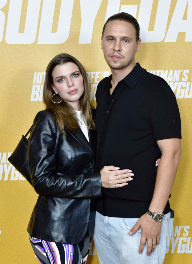 Julia Fox and Peter Artemiev