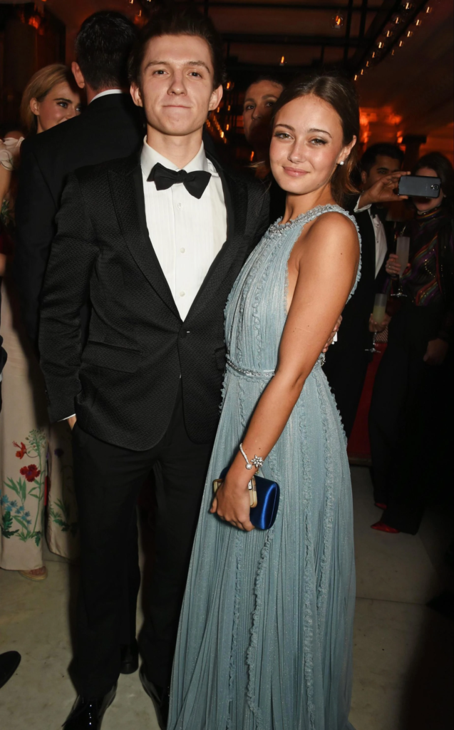 Ella Purnell and Tom Holland