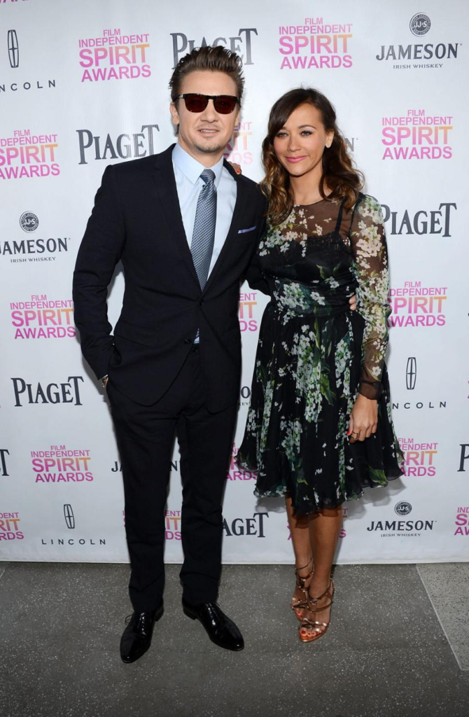 Jeremy Renner and Rashida Jones