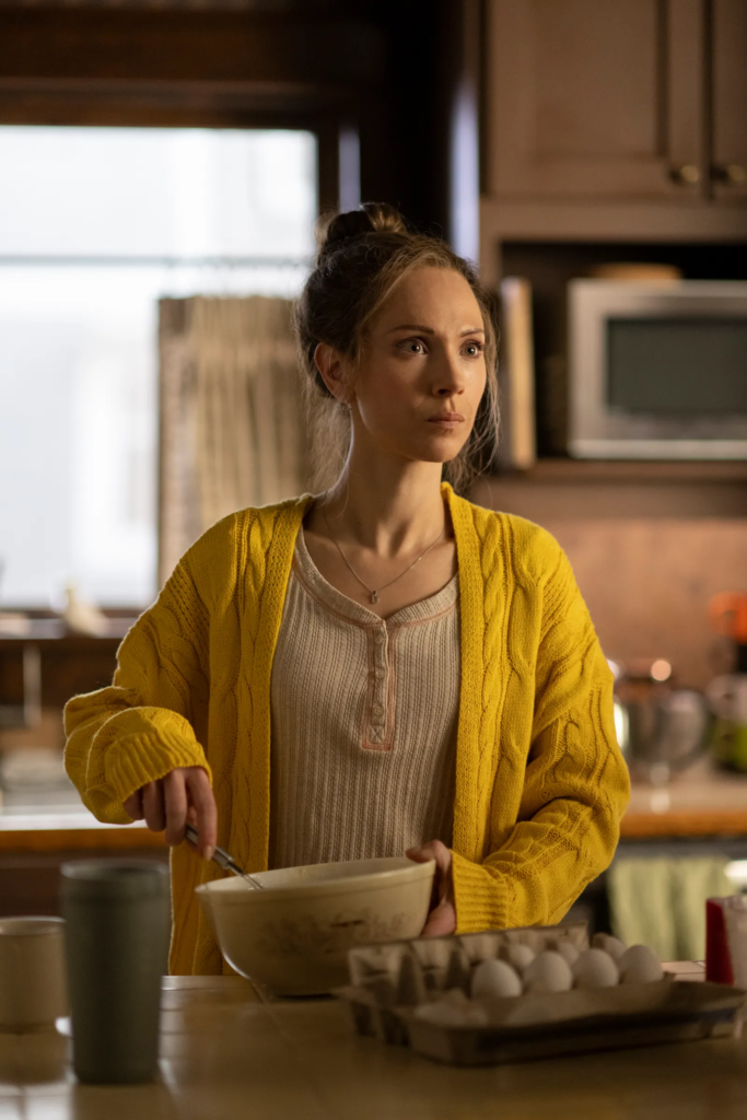 Juno Temple as Dorothy "Dot" Lyon in a scene from the fifth season of the television series Fargo