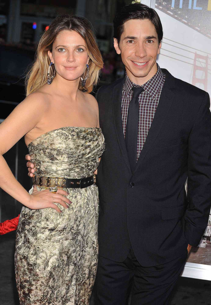 Justin Long and Drew Barrymore