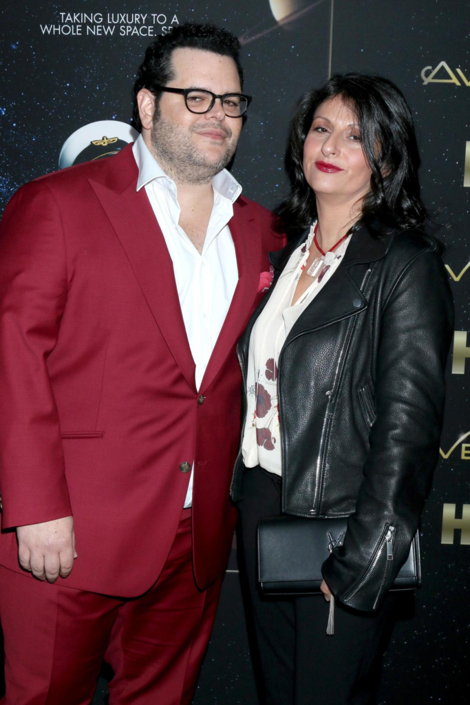 Josh Gad and Ida Darvish