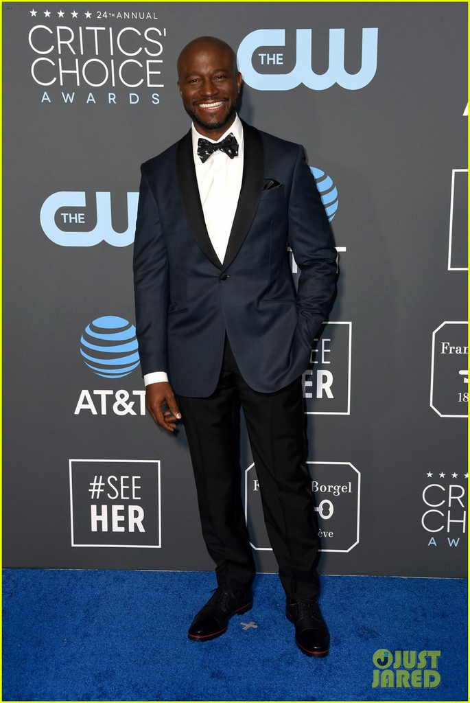 Taye Diggs wore a dark tailored tuxedo with a black bow tie at the 2019 Critics' Choice Awards