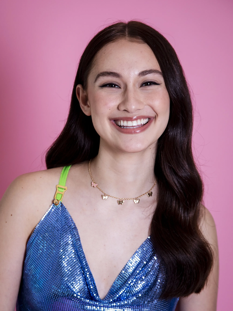 Lola Tung smiling