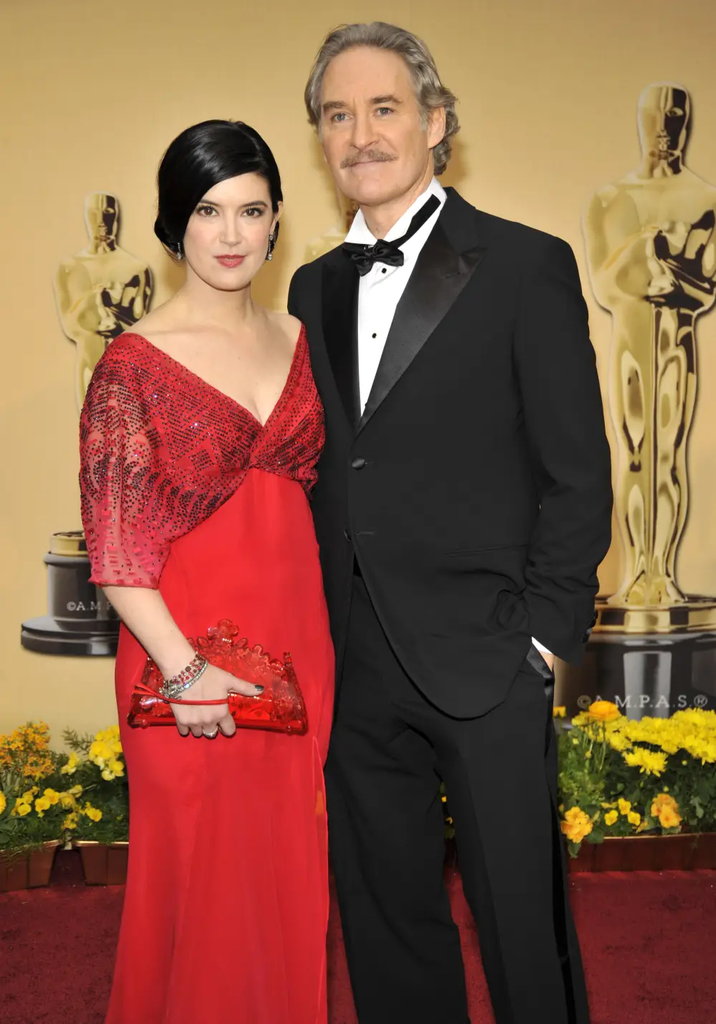 Phoebe Cates and Kevin Kline