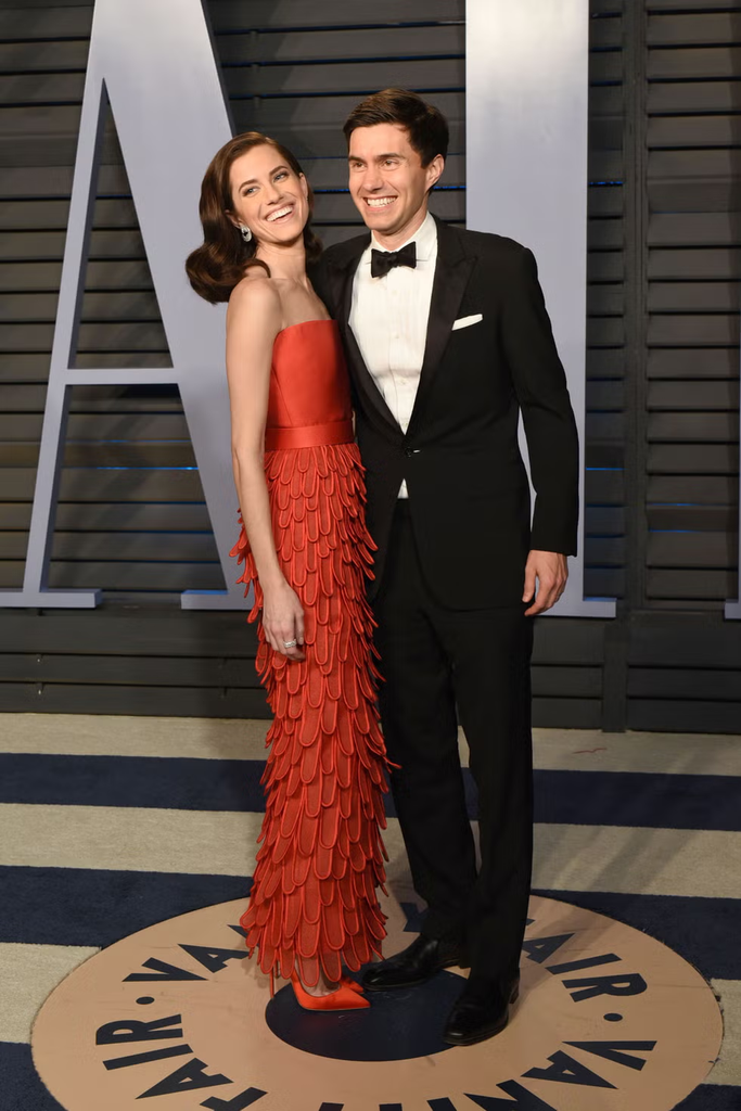 Allison Williams and Ricky Van Veen
