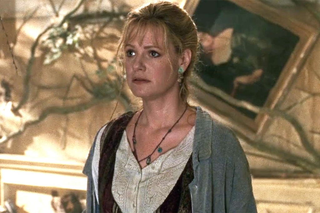 Bonnie Hunt as Sarah Whittle in the 1995 fantasy adventure film Jumanji